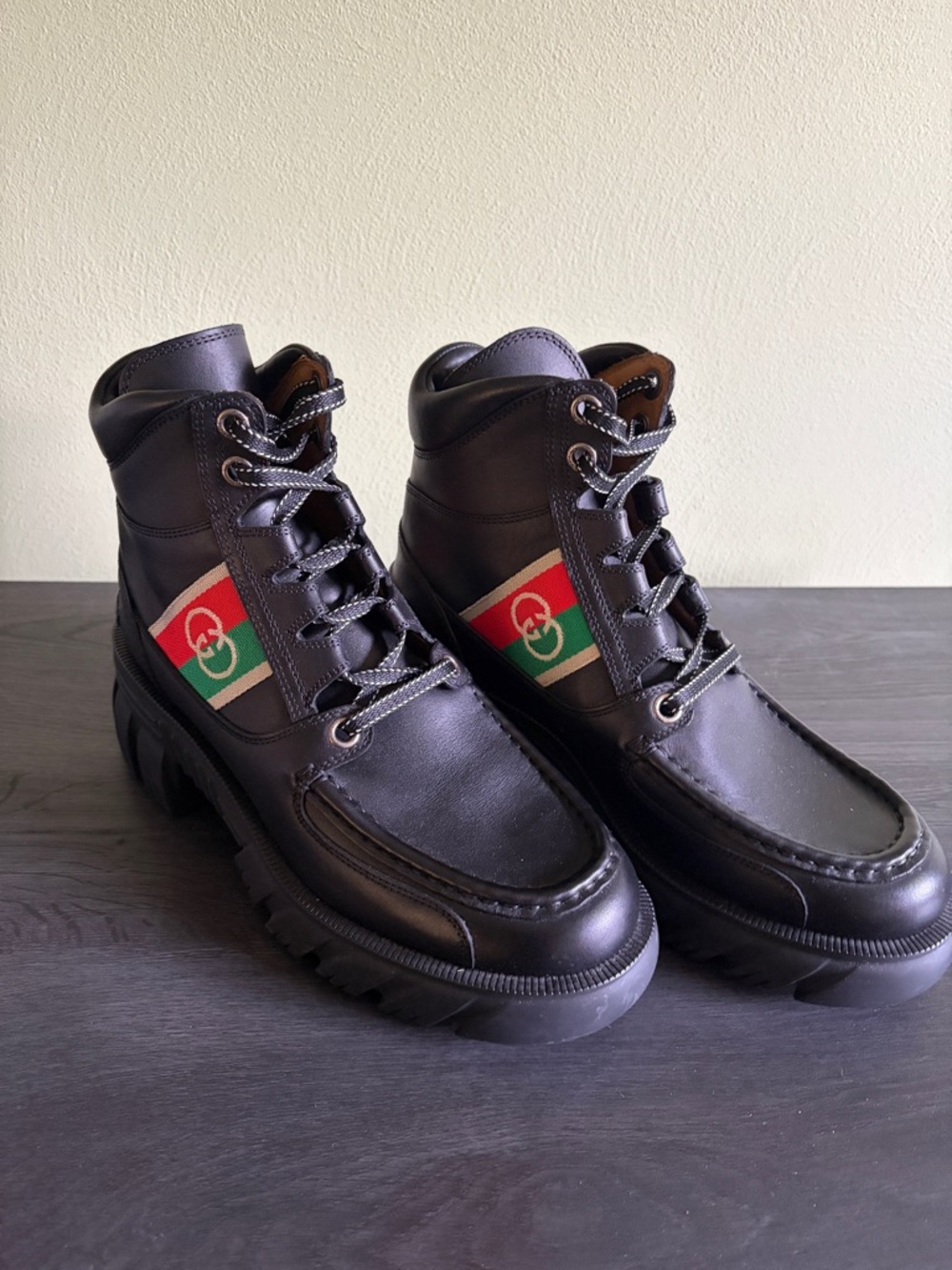 Gucci Black Leather Women's Boots with Red & Green Web